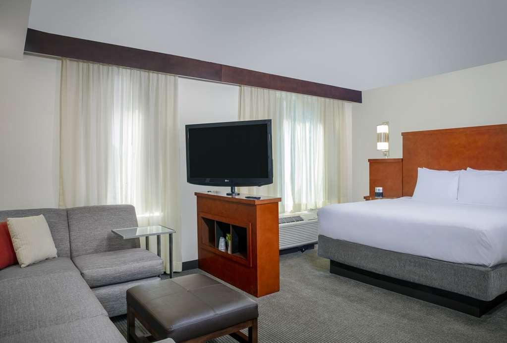 Hyatt Place Raleigh Cary Room photo